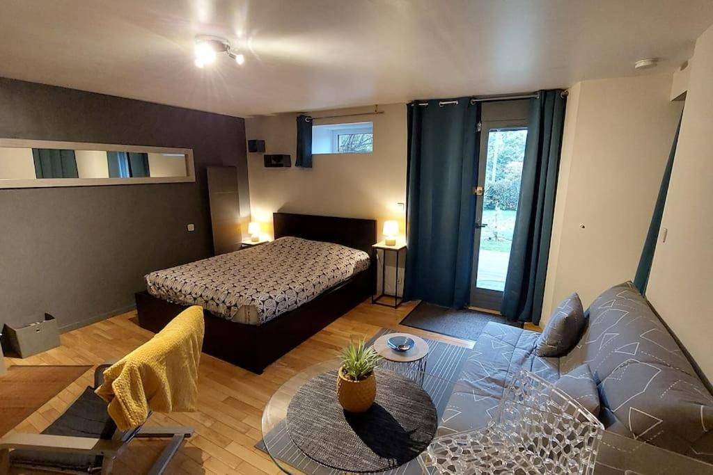 Studio Cosy Proche De Rennes Montreuil-le-Gast 外观 照片